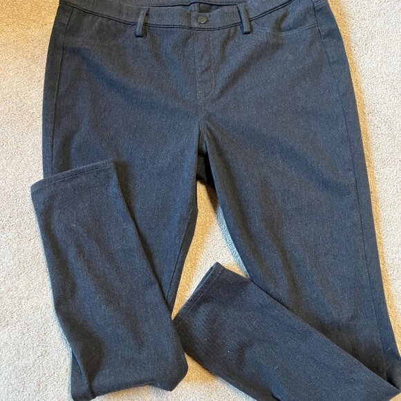 Uniqlo Gray Elastic Waist Pull-On Pants – Size XL, Great Condition - Picture 4 of 8